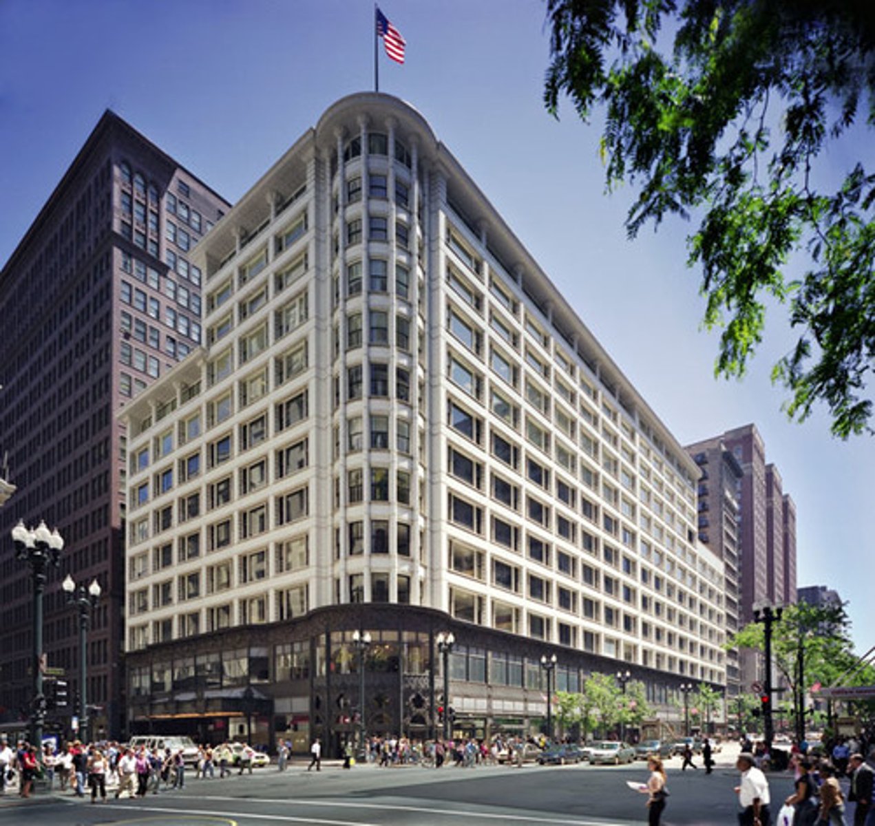 <p>Schleswig-Mayer Store</p>