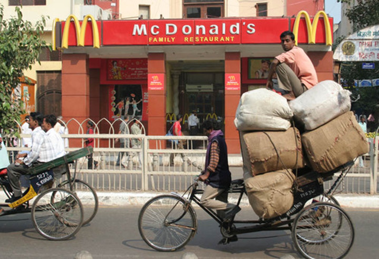 <p>Actions or processes that involve the entire world and result in making something worldwide in scope.</p>