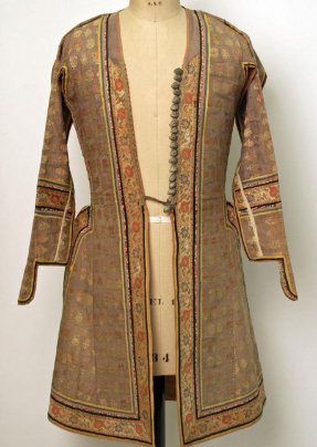 <p>has a Turkish origin</p><ul><li><p><span>one of the essential parts of the dress of the clerics or mosque leaders</span></p></li><li><p><span>long coat or robe</span></p></li></ul><p></p>