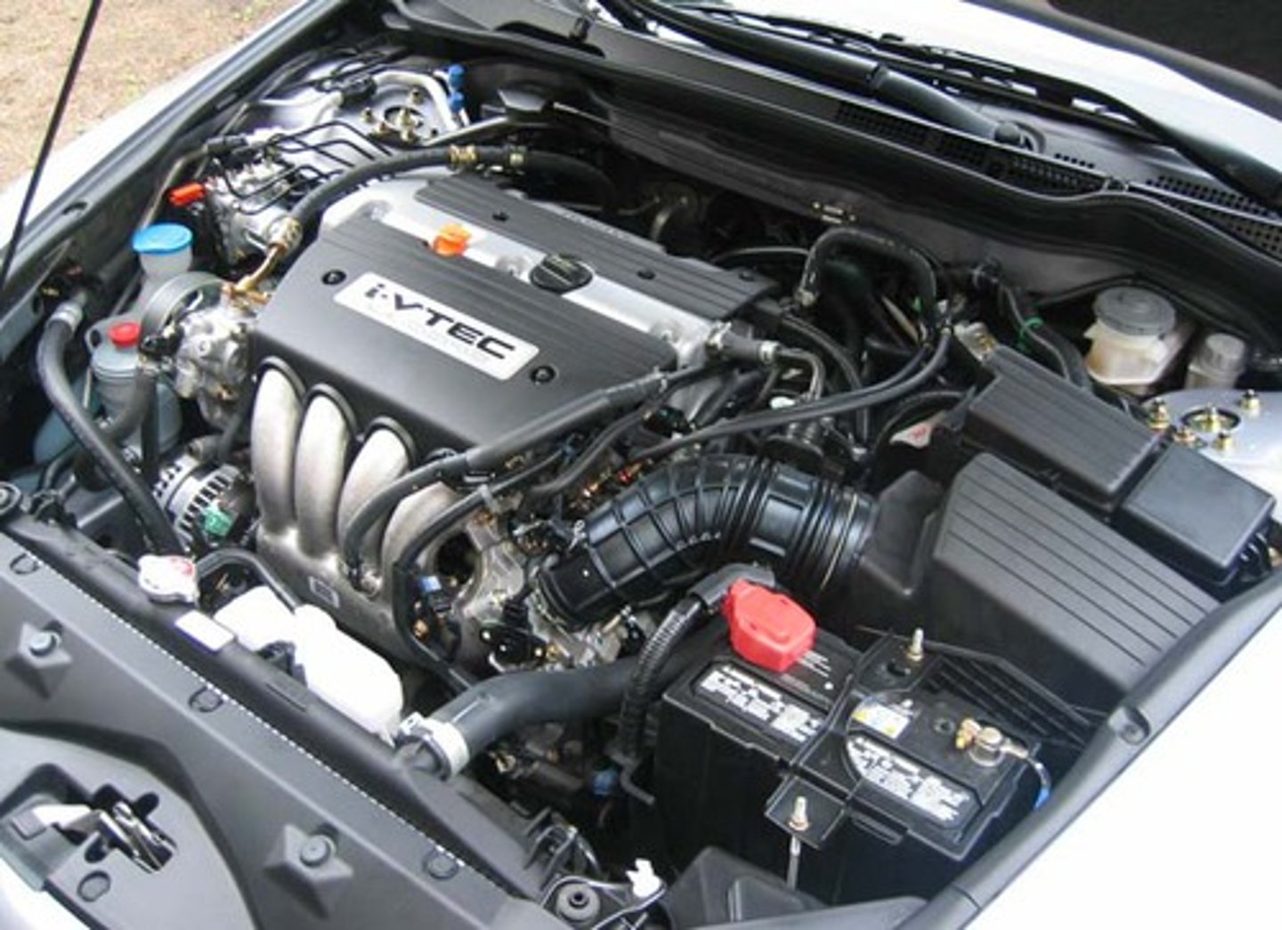 <p>motor, engine</p>