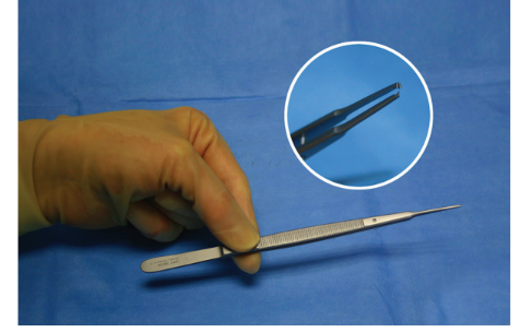 <p>Nickname: Gerald’s</p><p>Use: Grasps deep, delicate tissue, cross - pin maintains alignment during use</p><p>Features: Serrated handles, thin, pointed ends with 1×2 teeth curved jaw option</p>