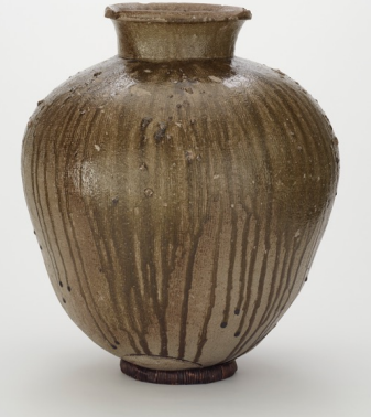 <p>Kofun (Tumulus) period, ca. 550-600 </p><p>Stoneware clay with natural ash glaze 52.7 x 46.4 x 46.4 cm</p>