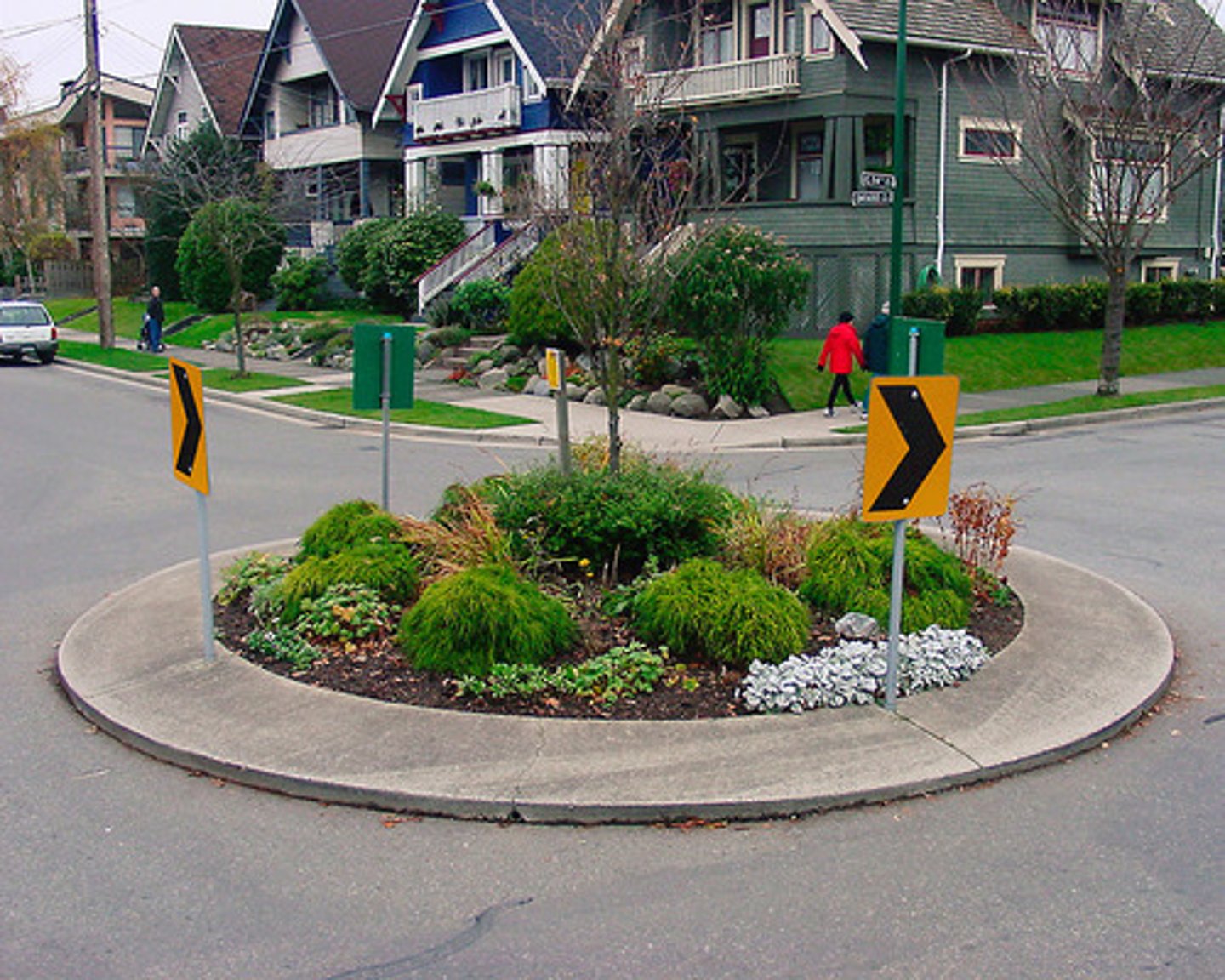 <p>traffic circle</p>