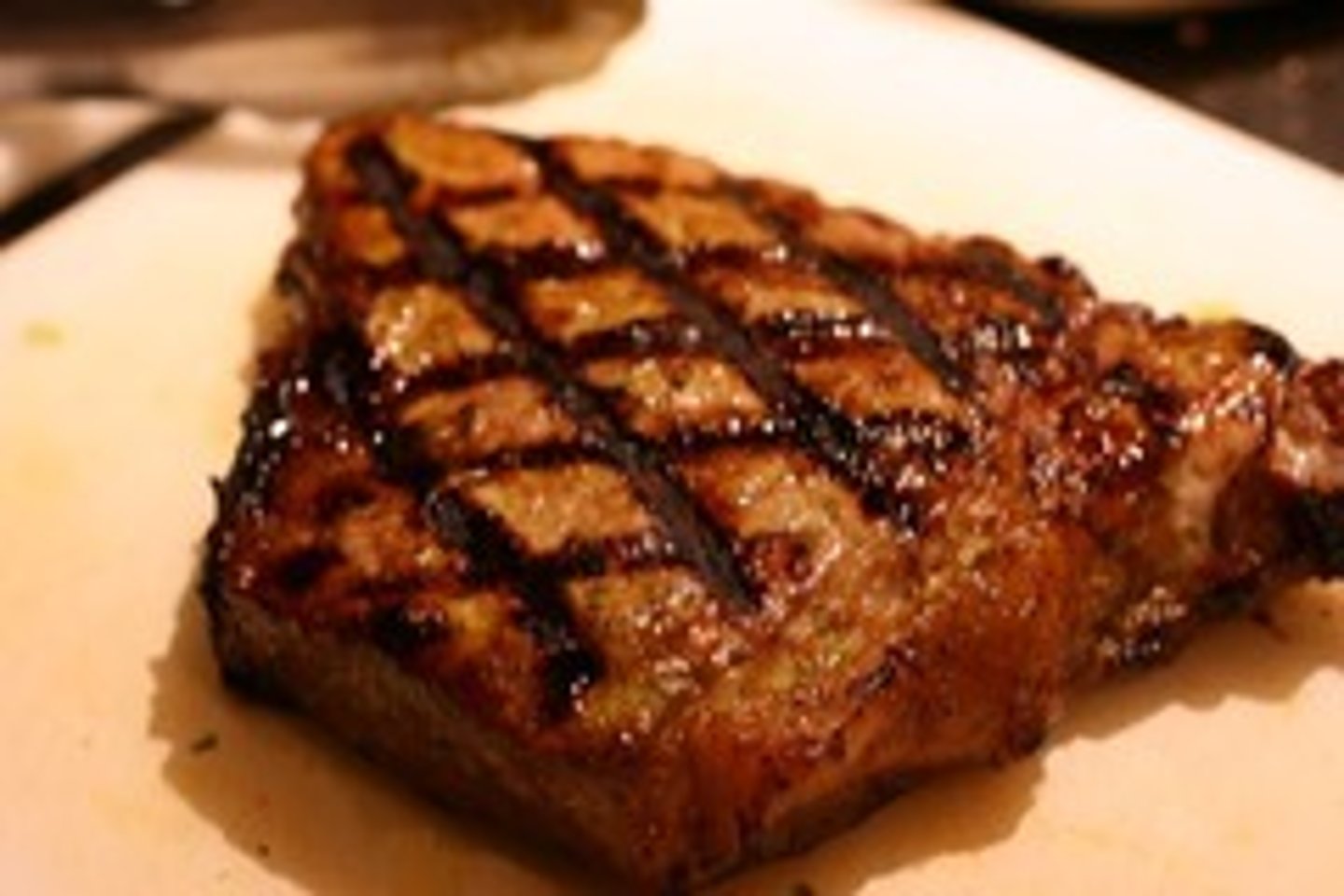 <p>beef, steak (masculine)</p>