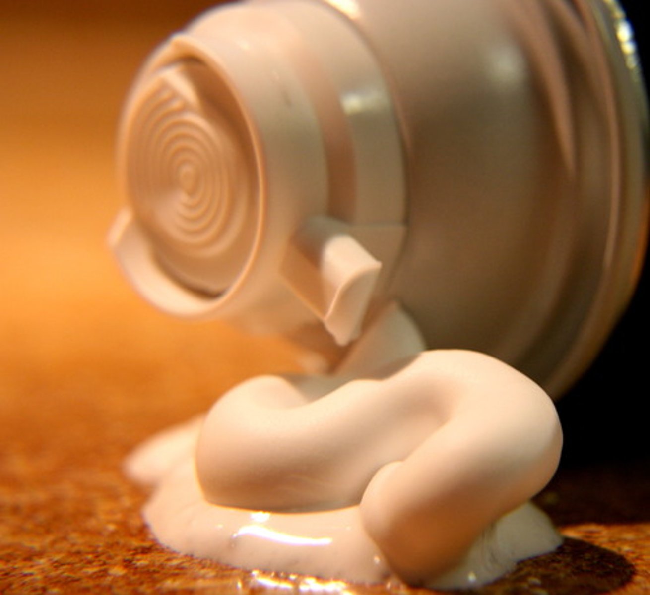 <p>la crema de afeitar</p>