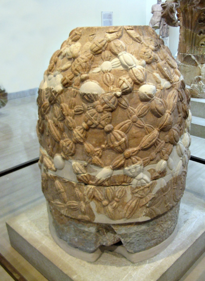 <p>Name, Place, Date, Importance?</p>