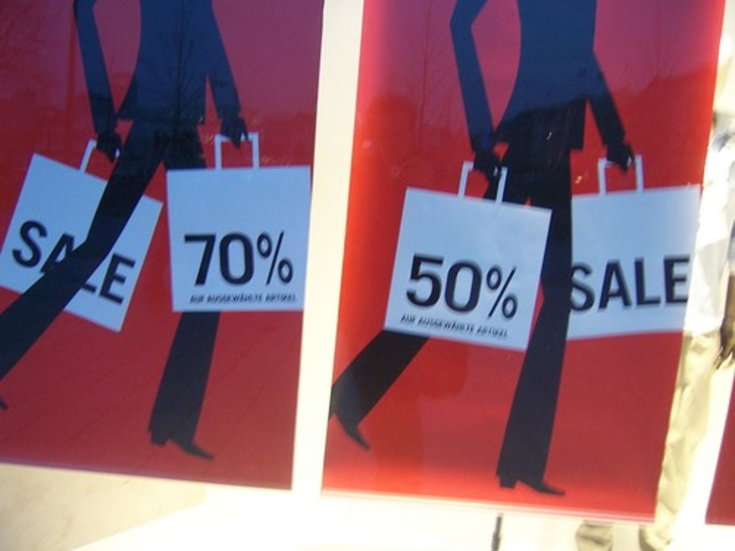 <p>big sale (dà jiǎn jià)</p>