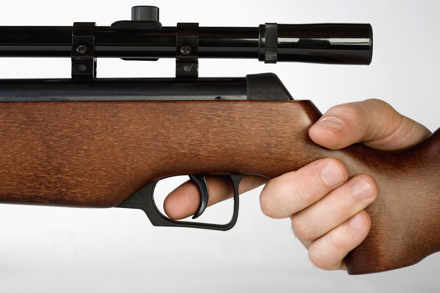 <p><strong>trigger</strong></p><p><span style="font-size: 16px; font-family: Lucida Sans Unicode, Lucida Grande">/ˈtrɪɡər/</span></p>