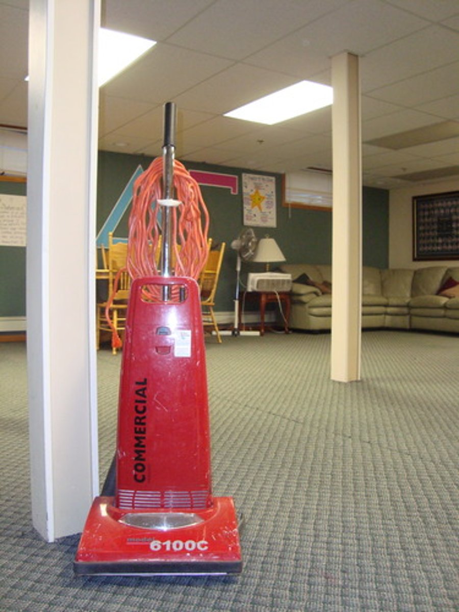 <p>vacuum cleaner</p>