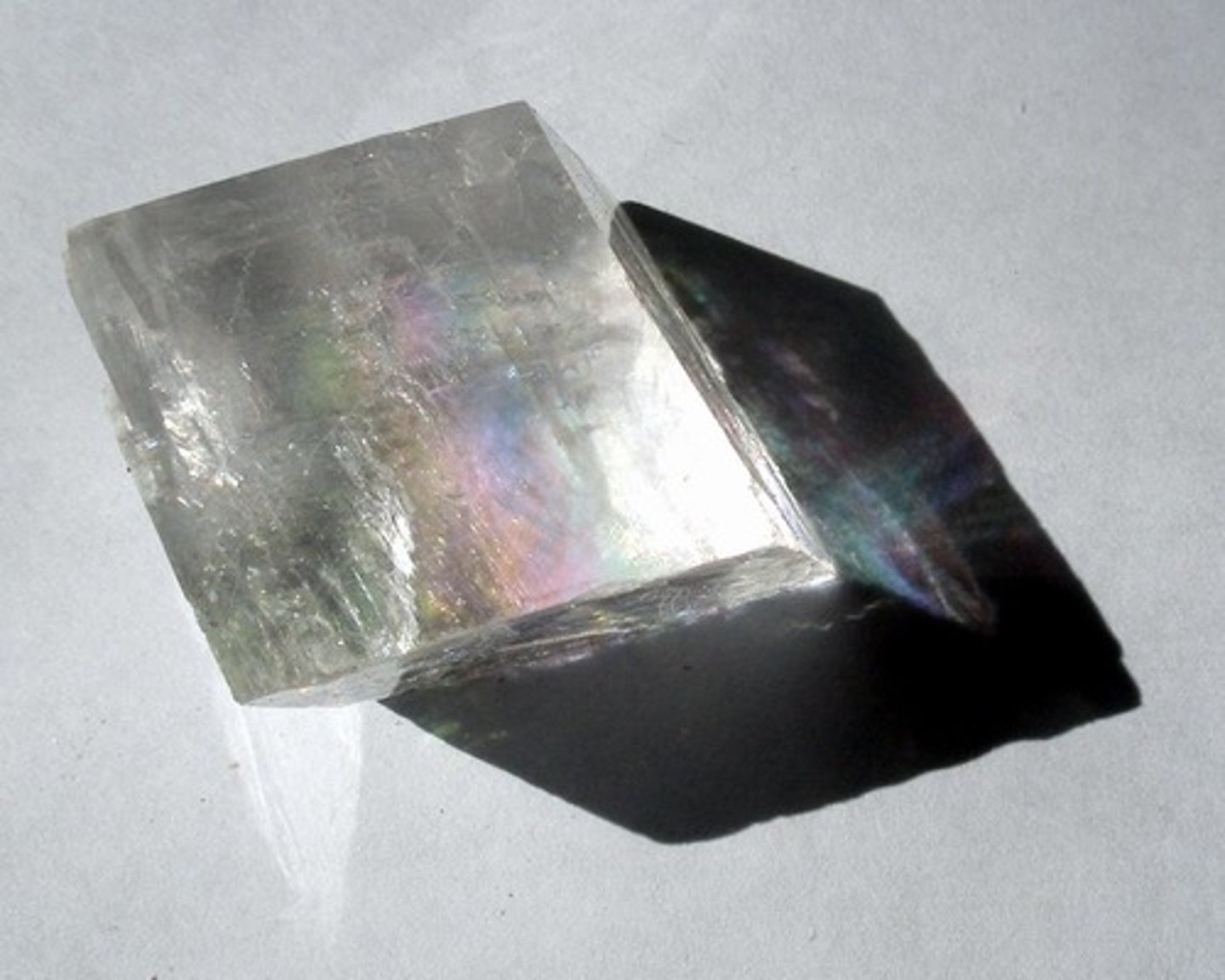 <p>Mineral</p><p>Color: white/clear</p><p>Streak:</p><p>Layers:</p><p>Texture:</p><p>Shiny:</p><p>Hardness:</p><p>Other:</p><p>reacts to acid</p><p>rhomohedral crystals</p><p>shows a double image</p>