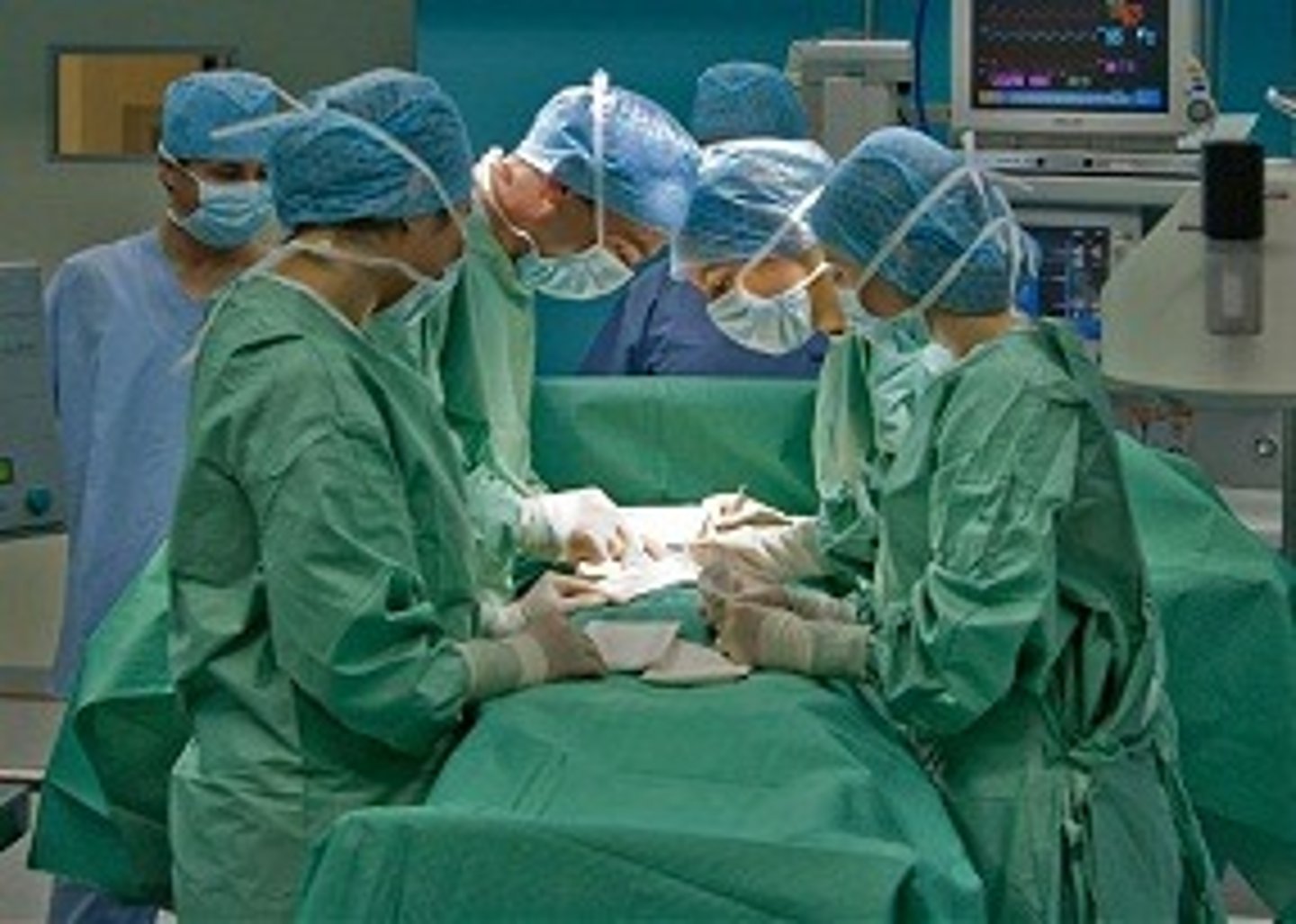 <p>(n): ca phẫu thuật</p>