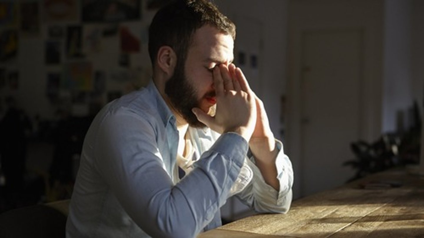 <p>To think deeply or worry persistently about something.</p>