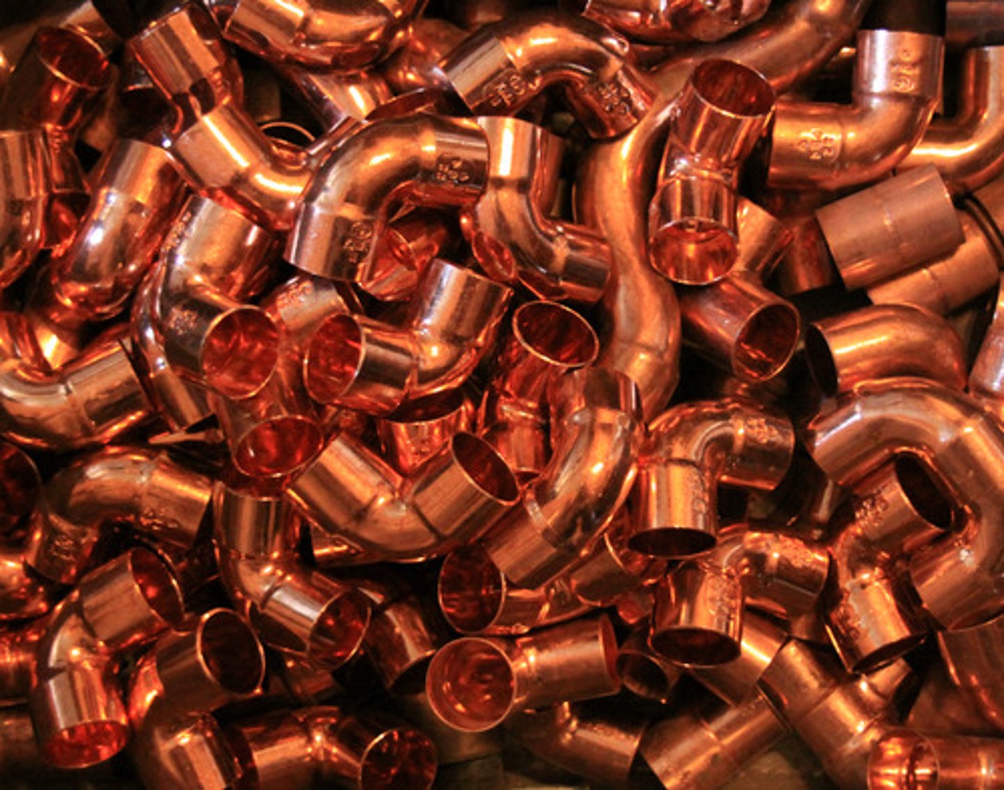 <p>Electrical contacts, water pipe, electrical cables</p>
