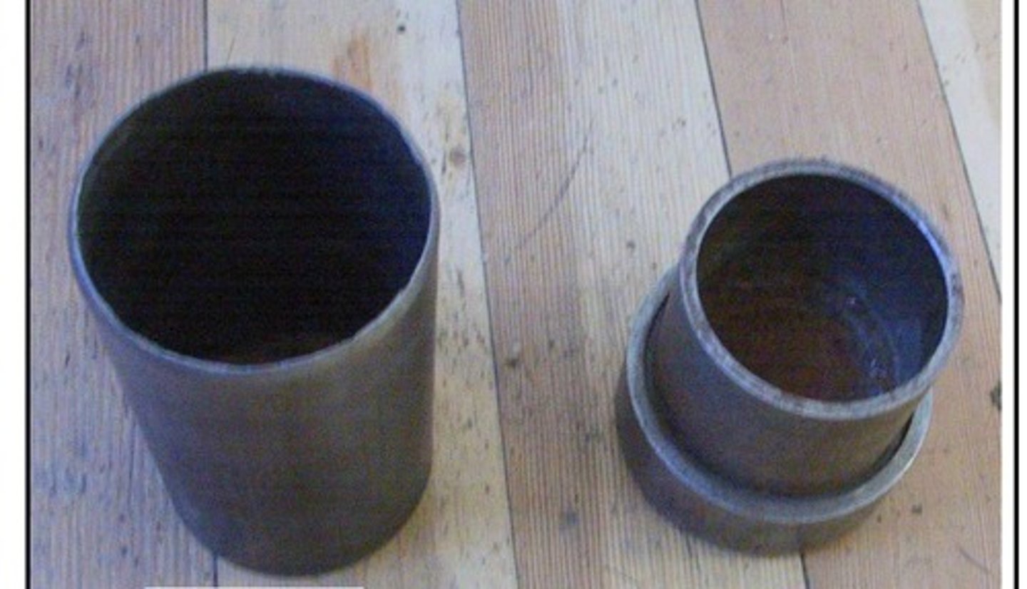 <p>-measures the rate at which water infiltrates the soil</p><p>-rate calculated at various time steps using a ruler for depth and stopwatch for time</p><p>-units: a rate in mm/sec</p>
