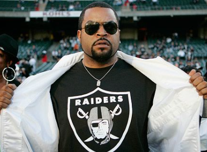 <p>Ice Cube</p>