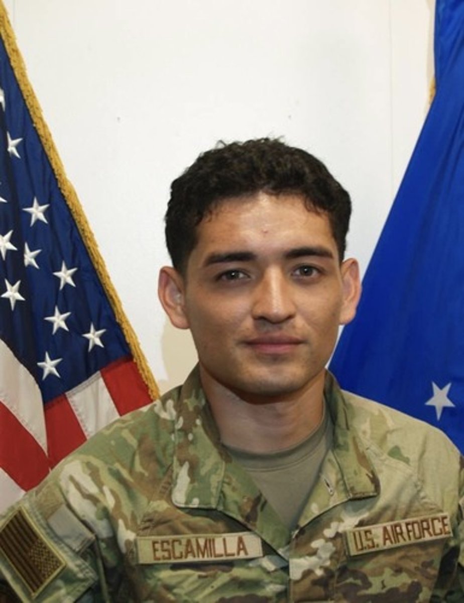 <p>Intelligence & Communications Commander</p>