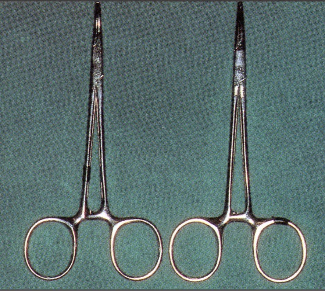 <p><strong>Hemostatic tweezers- mosquito</strong></p><p>straight/curved, blunt end with/out teeth</p><p>used to hold continuous pressure and clamp blood vessels &nbsp;</p>