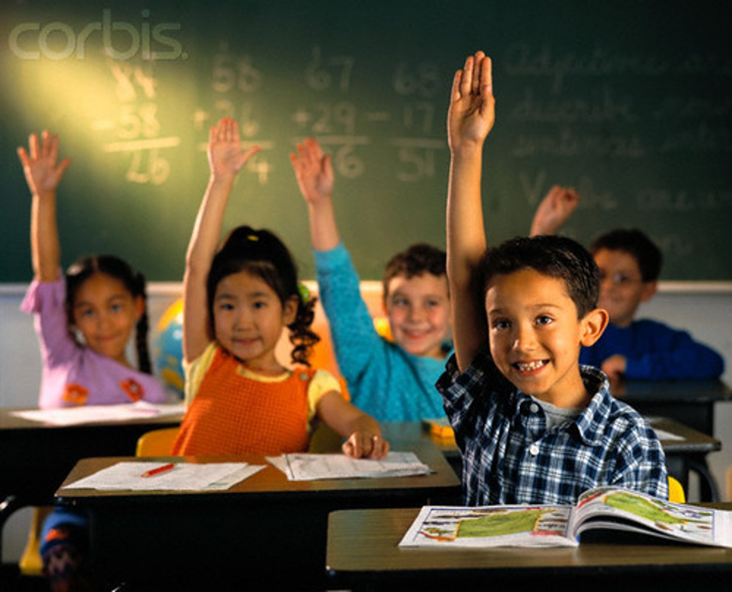 <p>is here, are here</p>