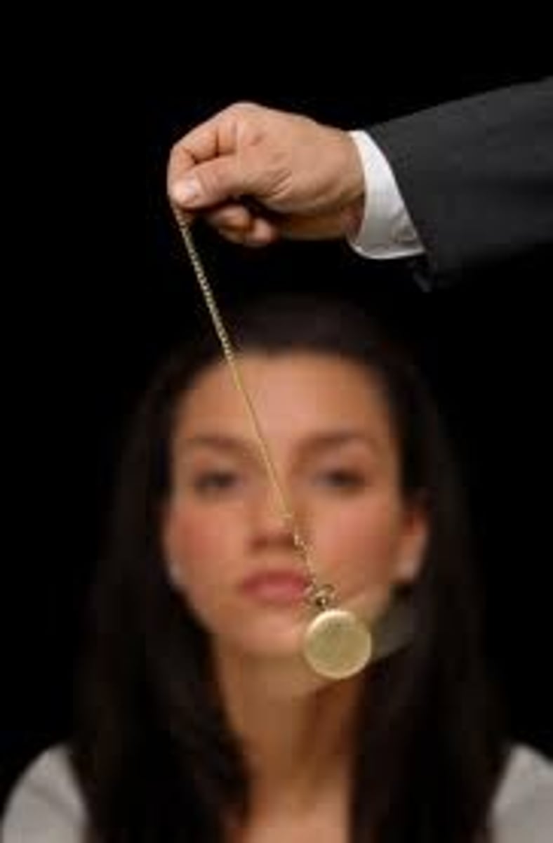 <p>a state of consciousness characterized by focused attention, increased suggestibility, and heightened mental relaxation used by therapists to treat pain and anxiety</p>