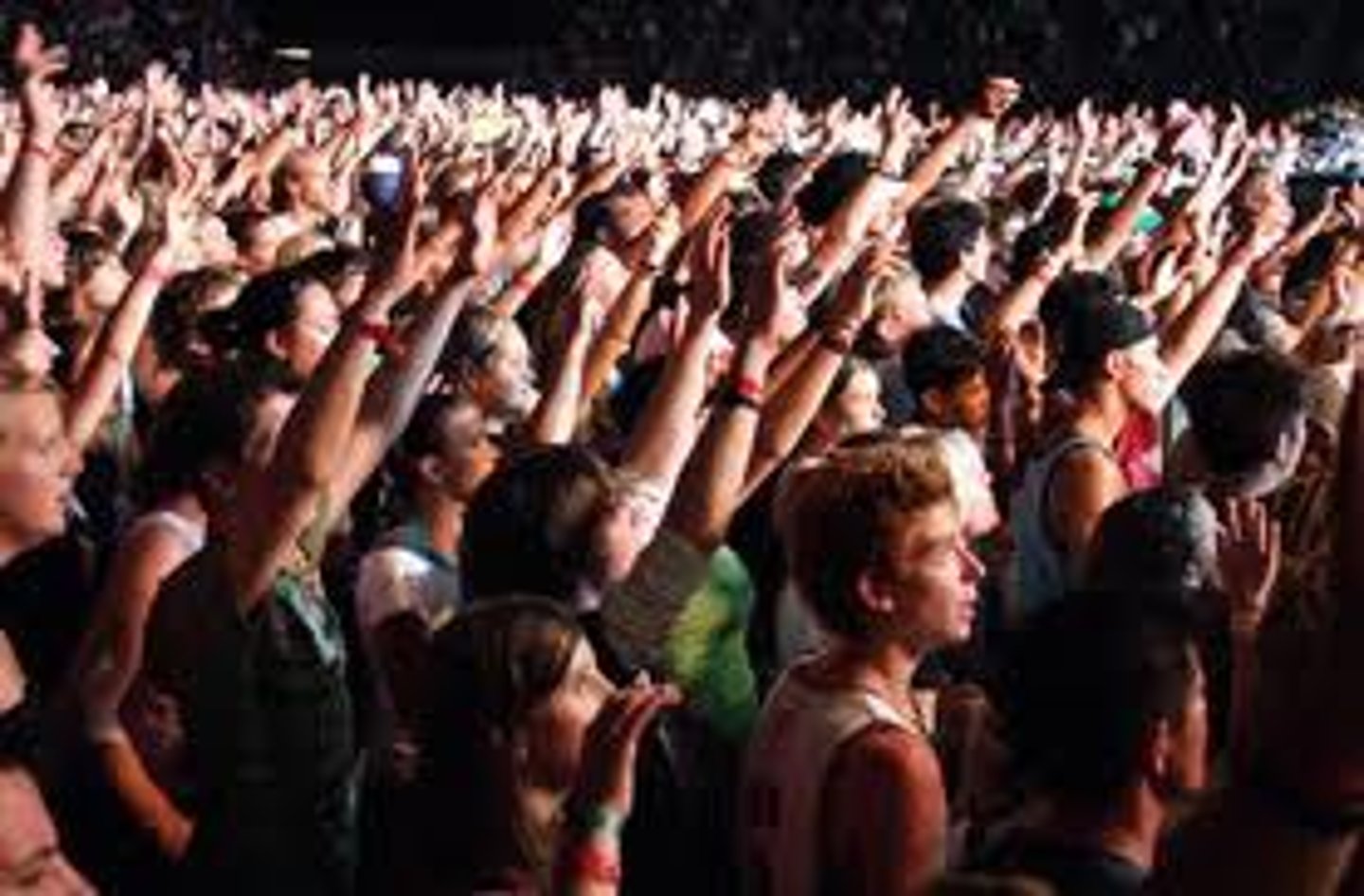 <p>to affect someone's ideas, decisions, or behavior (neutral)</p><p>His parents strongly ~ his career choice. Social media can ~ how people see the world.</p>