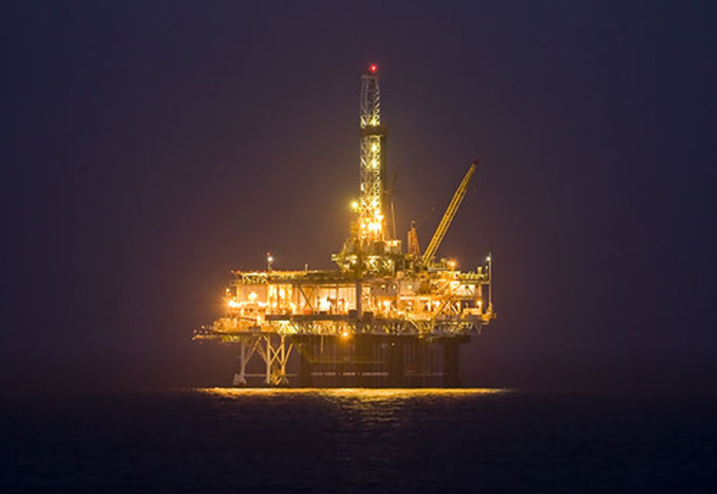 <p>what are built in the water in order to get oil and natural gas that is beneath the ocean floor</p>