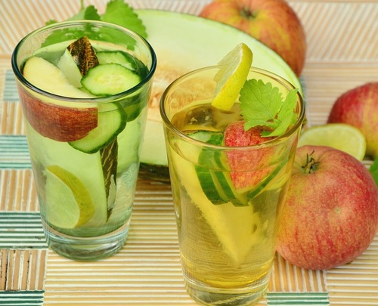 <p>giải độc</p>