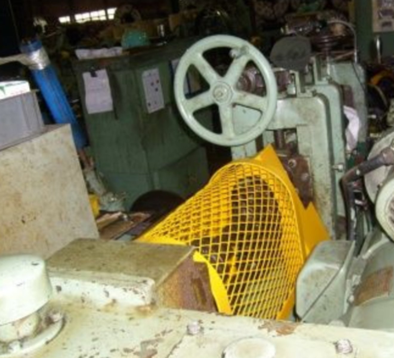 <p>vỏ bảo vệ</p>