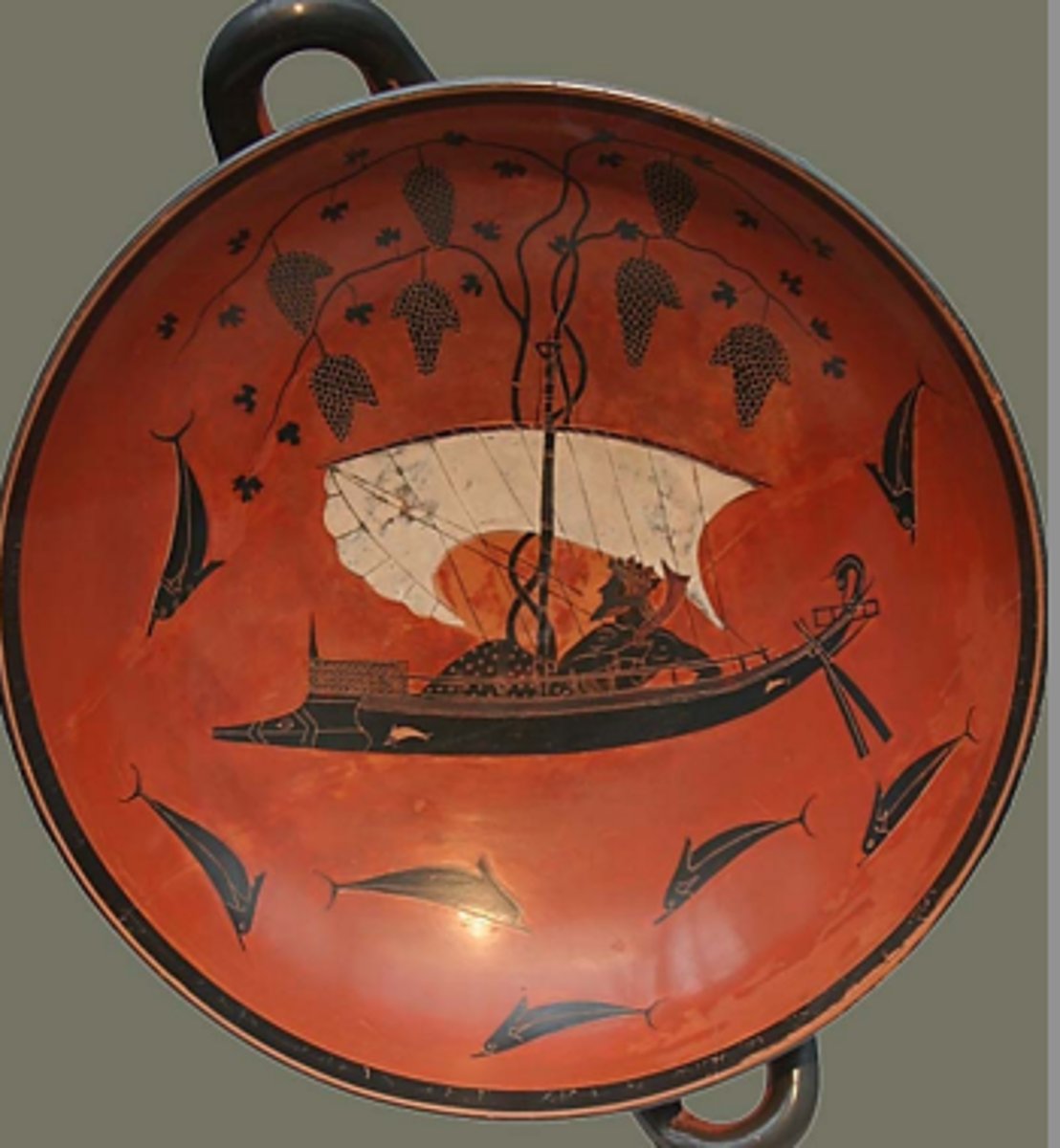 <p>Drinking cup from the Archaic period (ca. 540 BCE) featuring an interior scene of Dionysus that conveys psychological calm and elegant composition.</p>