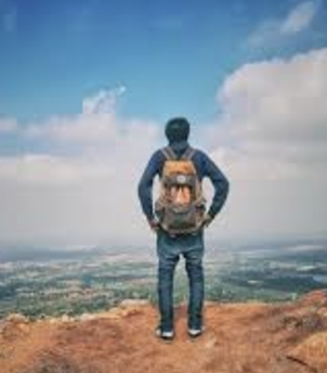 <p>a traveller</p>