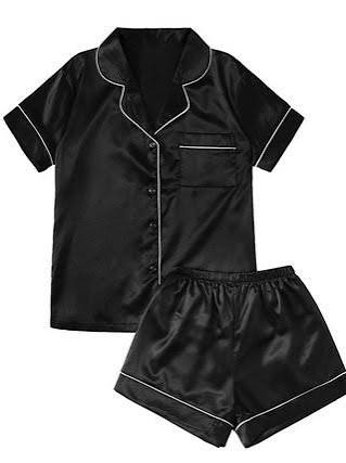 <p>Pajamas</p>
