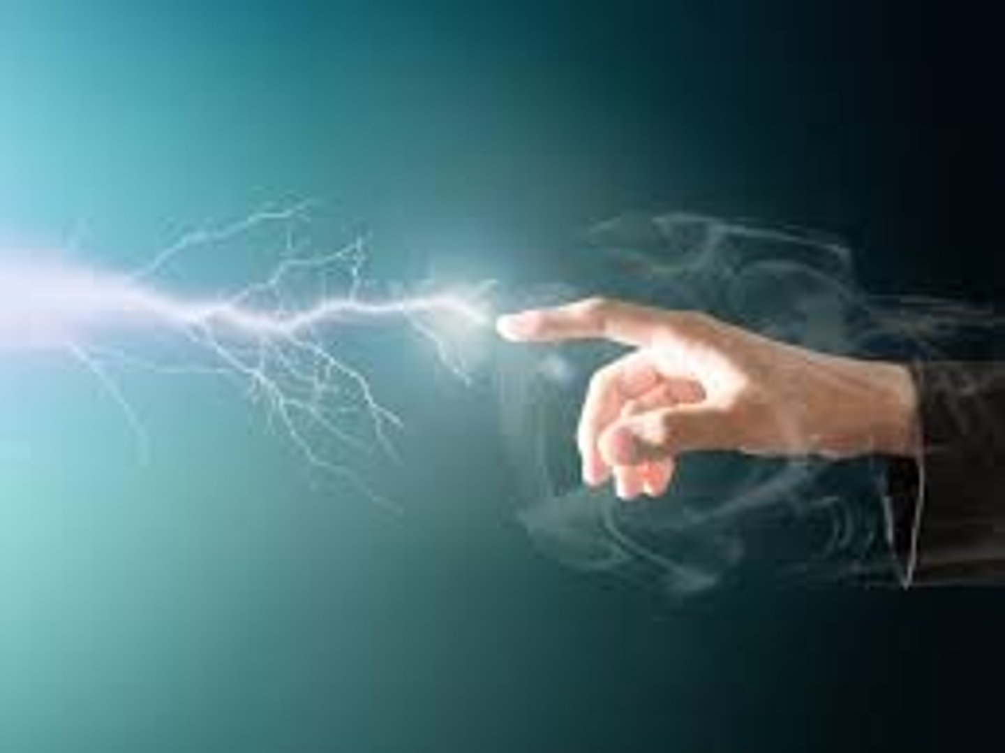 <p>La bruja usa sus ____ ______ para transformar al príncipe a un ratón.</p>