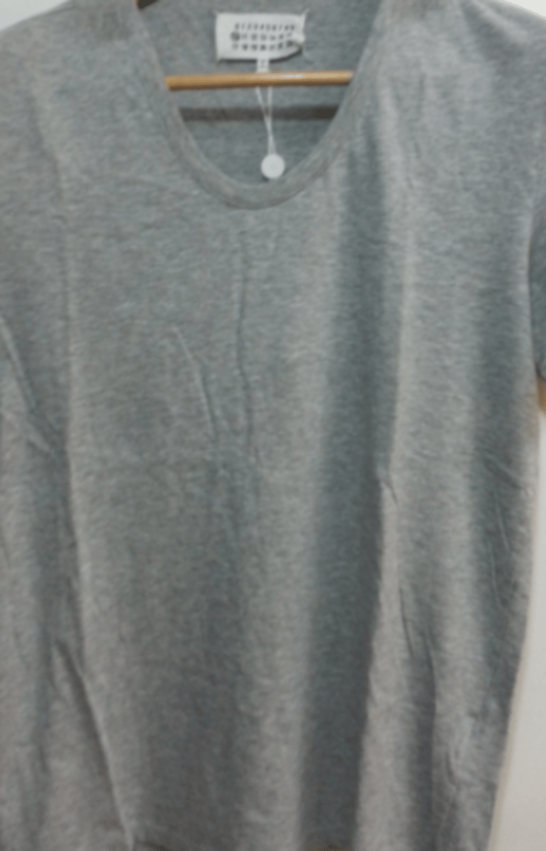 <p>Gray color</p>