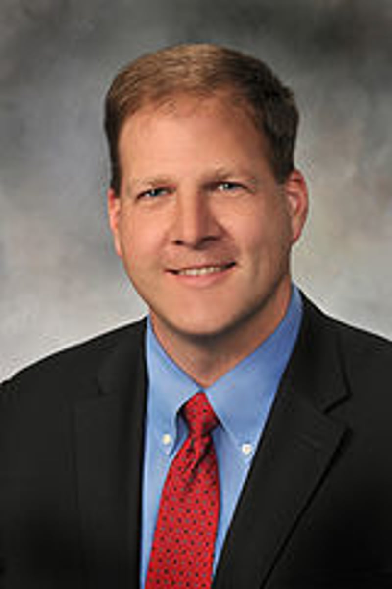 <p>Gov. Chris Sununu (R)</p>