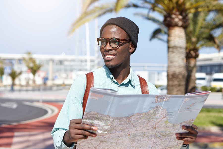 <p>Tour guide</p>