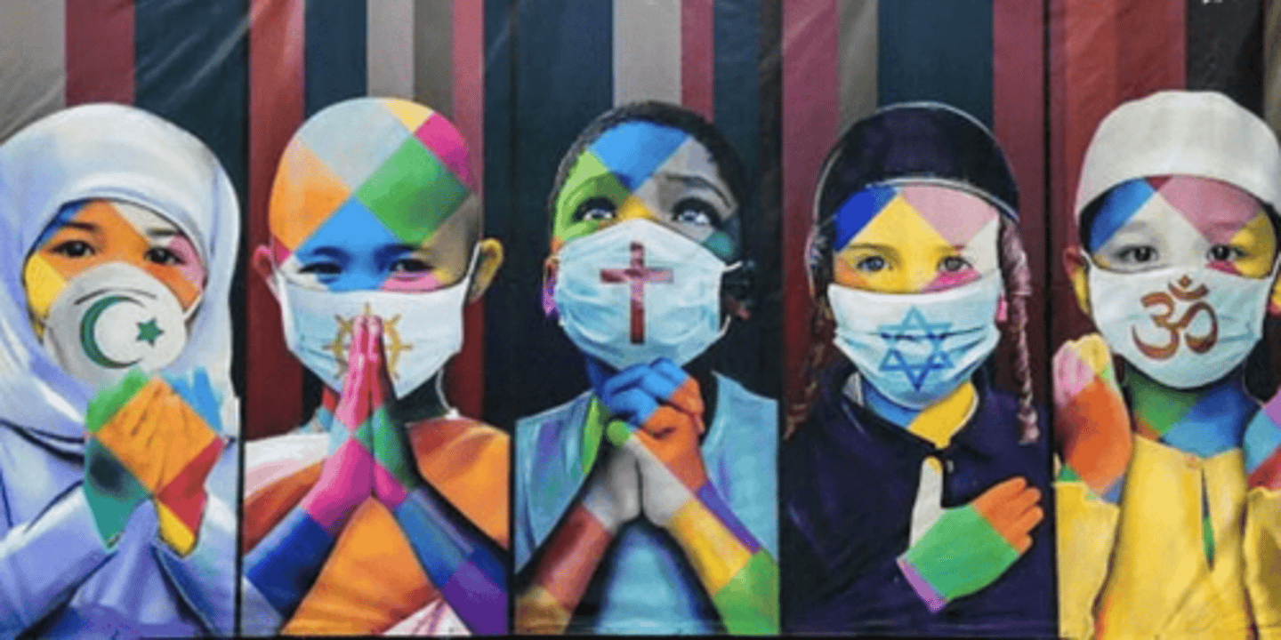 <p>Monumental scaled, brightly colored murals<br>Photorealistic portraits of iconic people<br>Divided into geometric shapes and kaleidoscope colors</p>