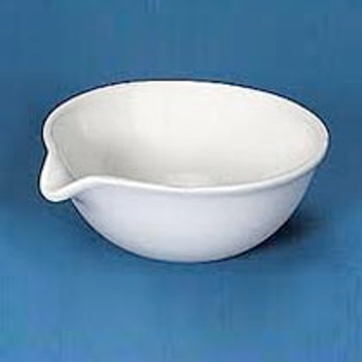 <p>used for evaporating a solution</p>