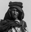 <p><strong>KEFFIYEH</strong></p>
