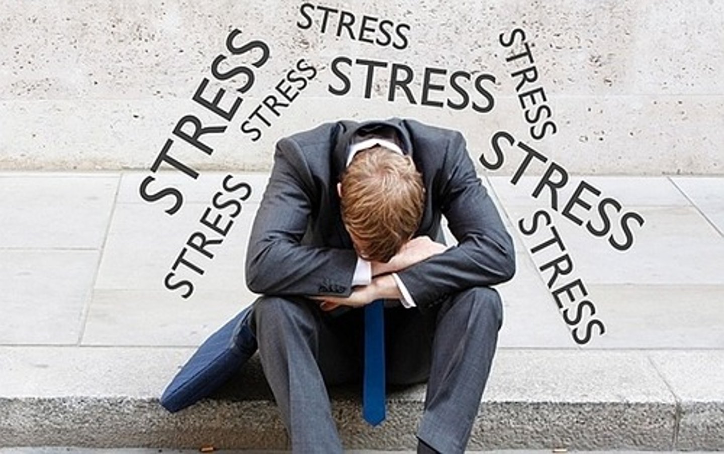 <p>Bị stress</p>