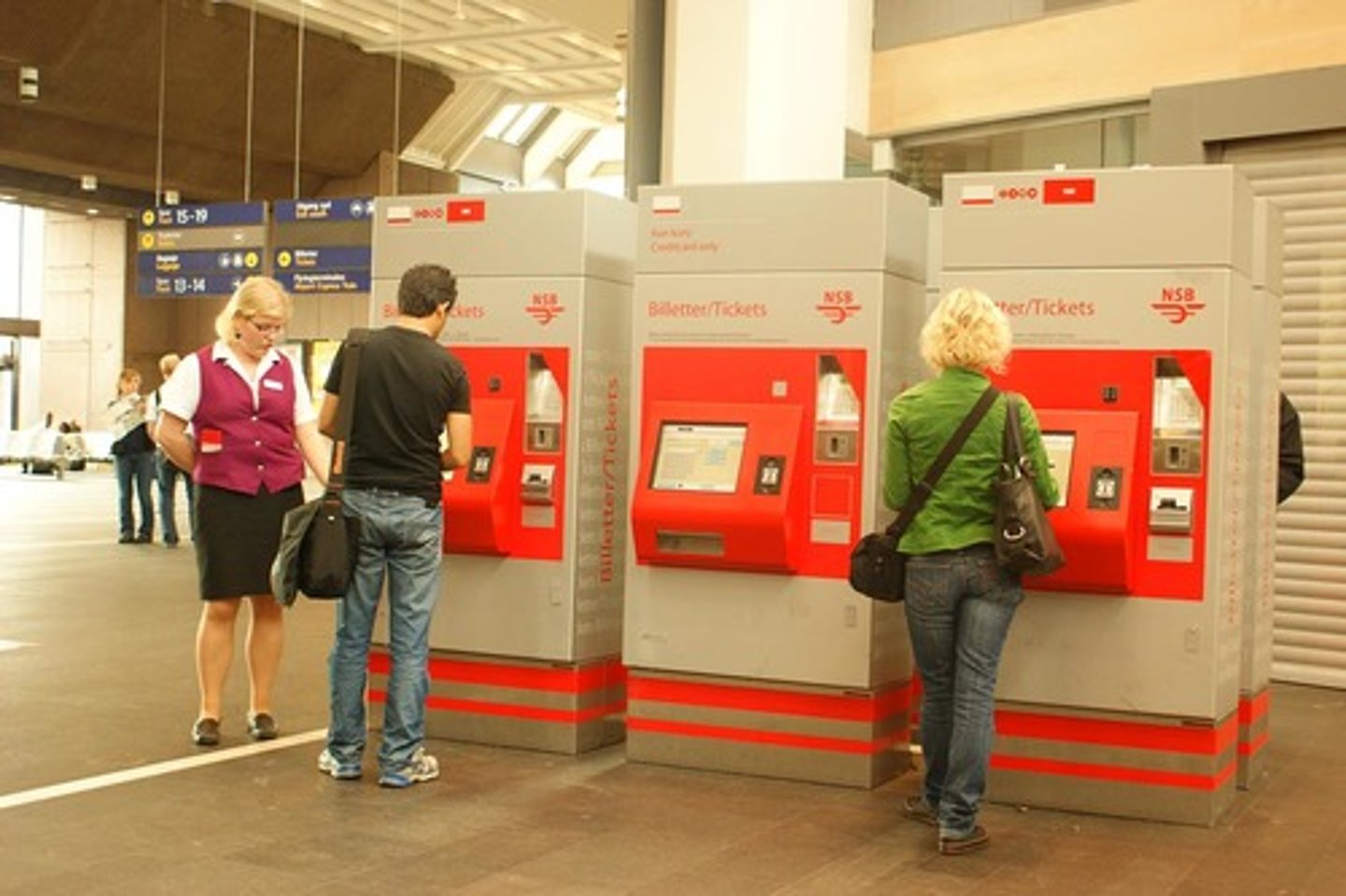 <p>máy bán vé</p>