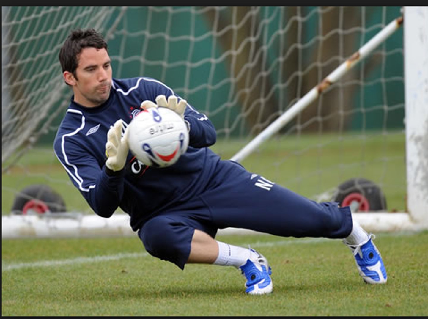 <p>to stop (to save a goal)</p>