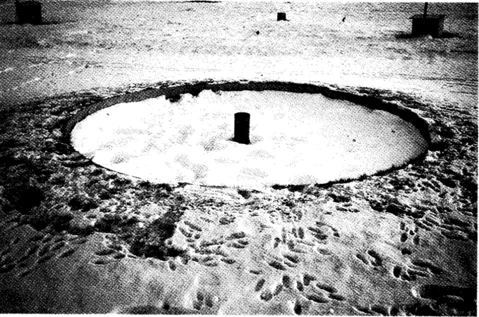 <p><strong>The turf wall -</strong> breaks the force of the wind. </p><p>However, the area between the turf wall and the gauge can become filled with snow. </p><p><strong>Shields -  </strong>deflect the wind downwards. </p>