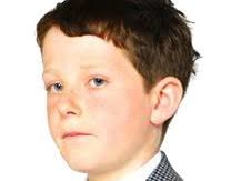 Il est très fort et il aime taper ses amis dans le nez.