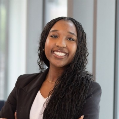 <p>Kirsten Plunkett</p>