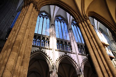 <p>Triforium</p>