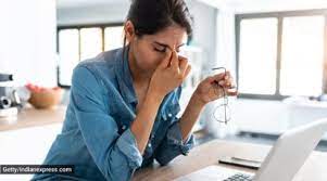 <p><sub>Thời gian sử dụng màn hình quá nhiều có thể </sub><span style="color: red"><strong><sub>have negative effects on</sub></strong></span><strong><sub> </sub></strong><sub>thị lực của bạn</sub></p><p><em><sub>/ ˈne.ɡə.t̬ɪv - ɪˈfekts /</sub></em></p>