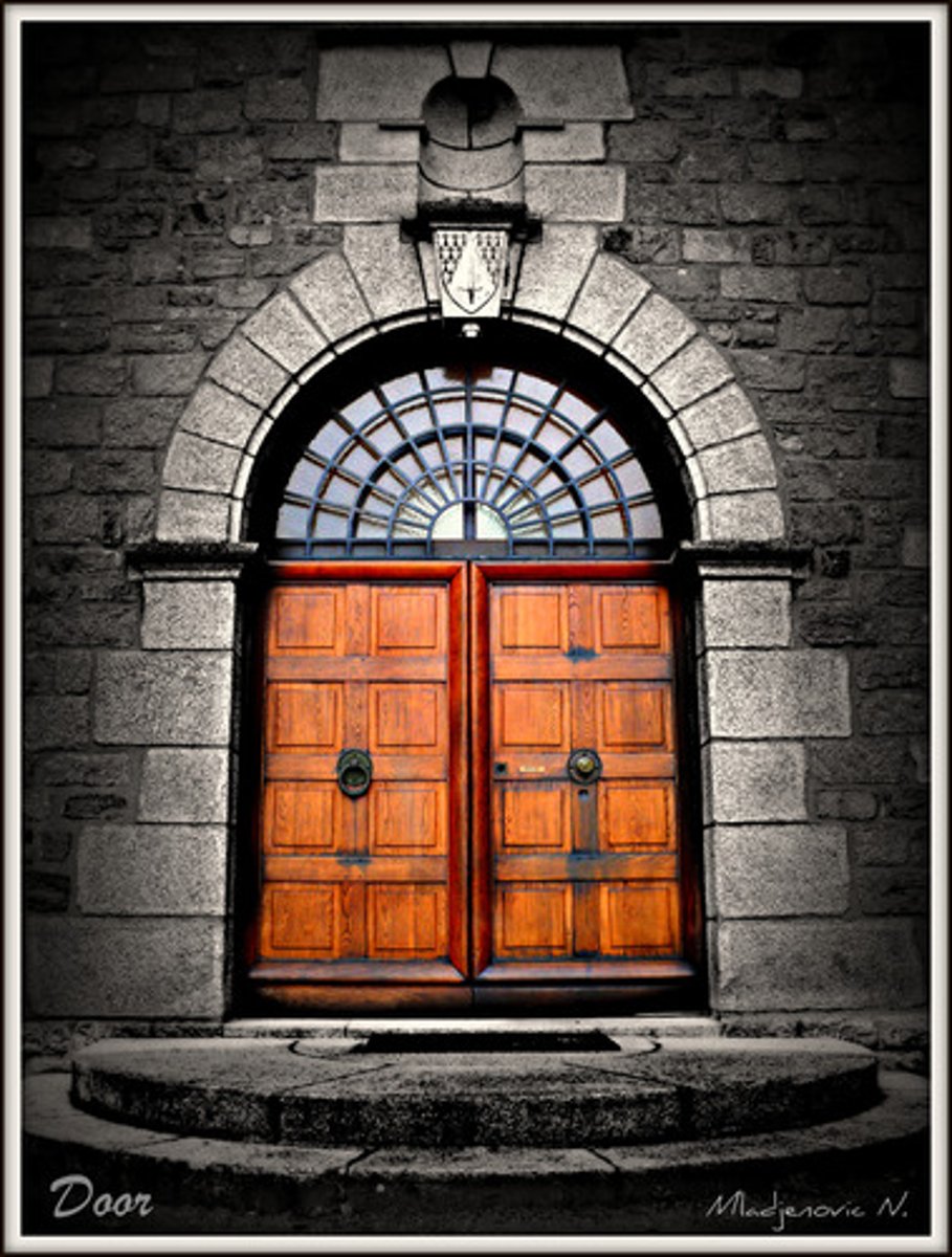 <p>door</p>