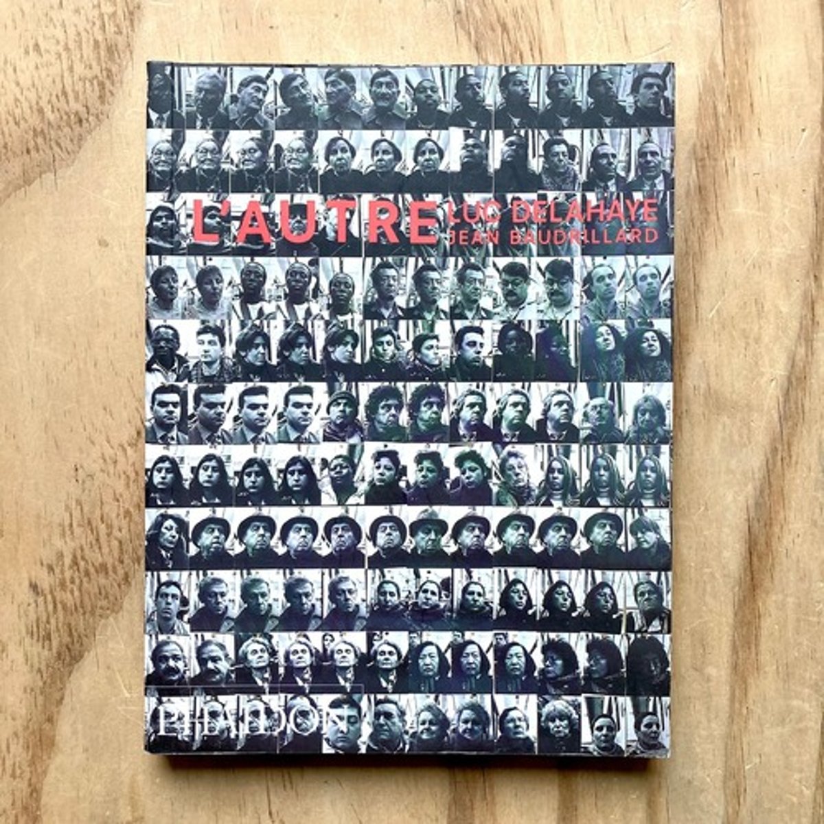 <p>Luc Delahaye, "L'Autre", 1999</p>