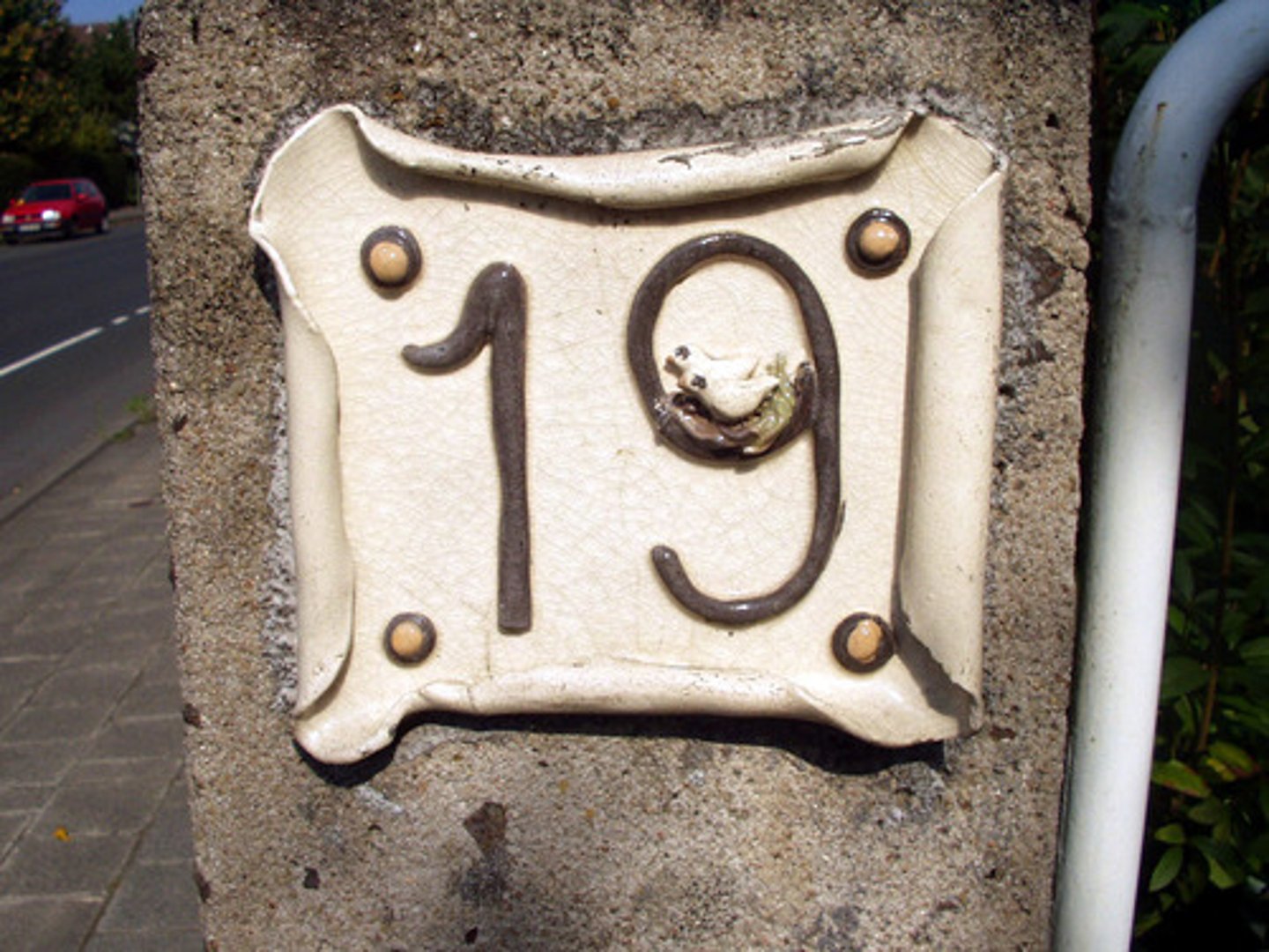 <p>nineteen</p>
