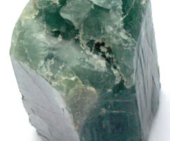 <p>white streak, conchoidal fracture, vitreous luster. usually green, but sometimes brown/red color. the only common soil mineral containing phosphorus, and occurs in all types of rocks. in rich deposits, it’s the rock phosphate used to manufacture P-fertilizers.</p>