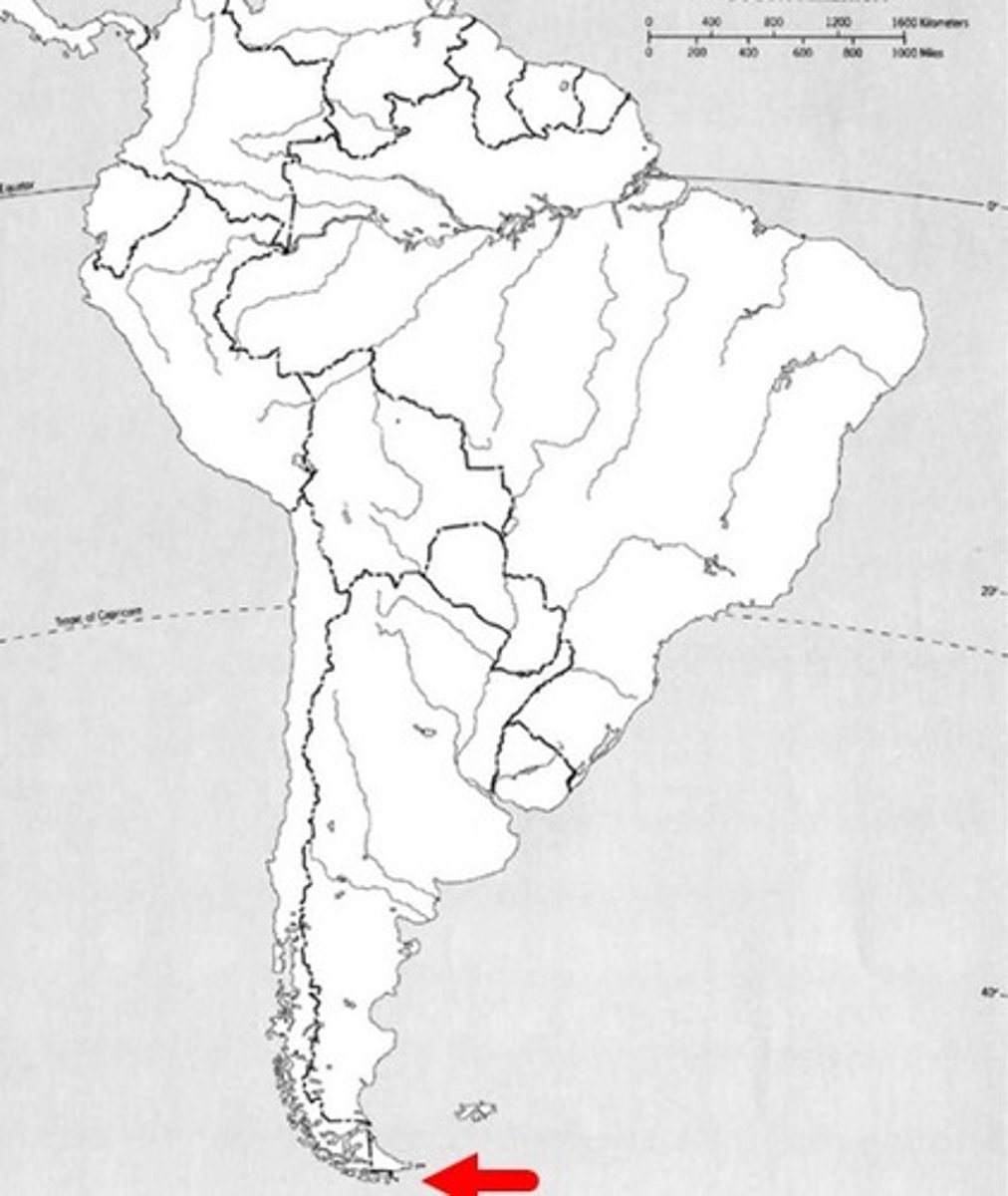 <p>punto más al sur de Sudamérica en la Tierra de Fuego. Es parte de Chile.</p>